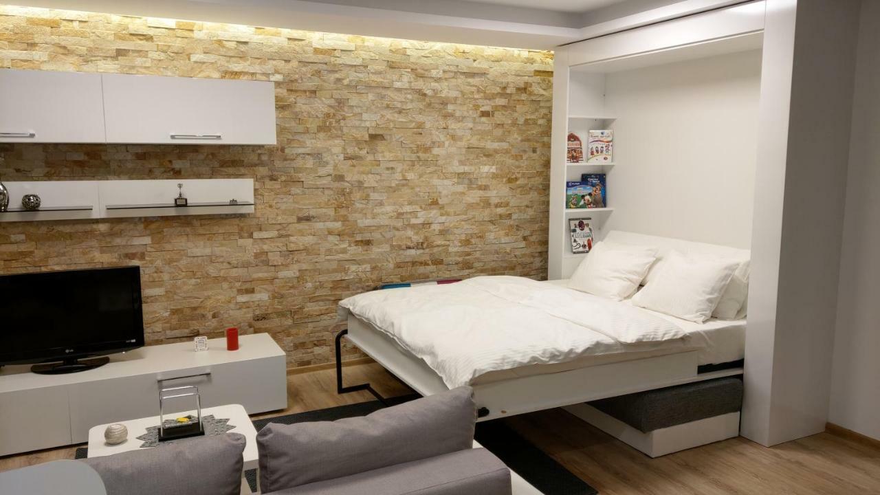 Studio 10 Buşteni Екстериор снимка